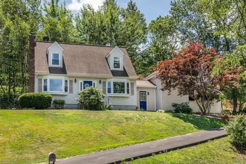 29 Northmont Rd Ext, Bristol, CT 06010