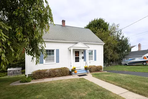 46 Cherry St, Bristol, CT 06010