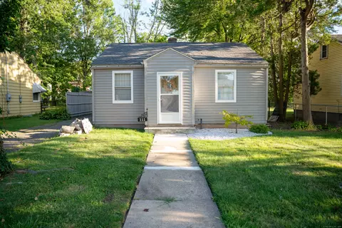111 Coolidge St, Hartford, CT 06106