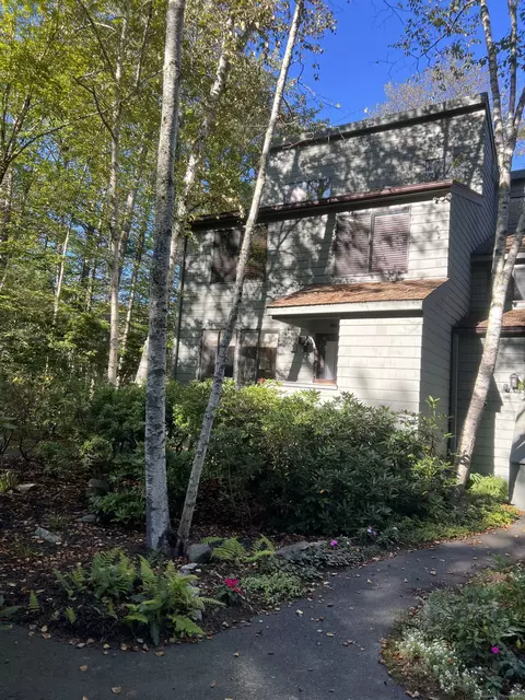 114 Old Farms Rd, Torrington, CT 06790