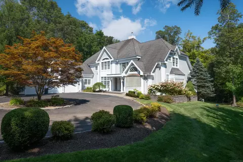 14 Dillman Ct, Ridgefield, CT 06877