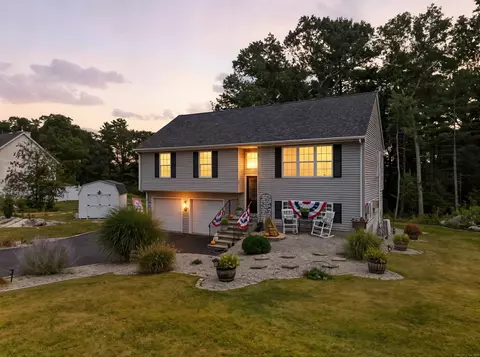 30 Mayhew Dr, Killingly, CT 06241