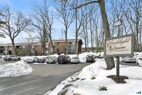 200 Woodmont Ave #130, Bridgeport, CT 06606