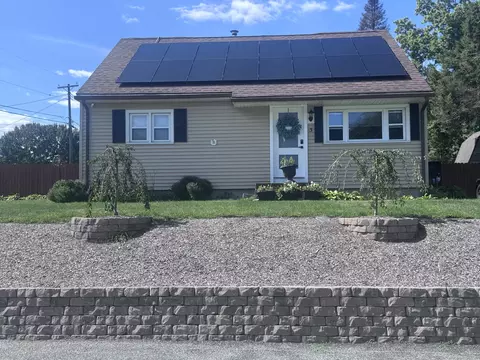 3 Pleasant View Dr, Brooklyn, CT 06234