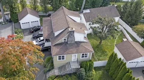 19 Urban St, New Canaan, CT 06840