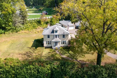 994 Main St, Glastonbury, CT 06073