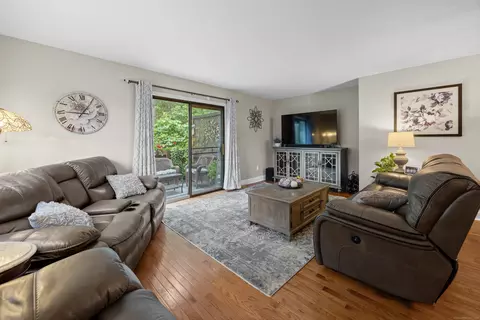 140 Thompson St #14A, East Haven, CT 06513