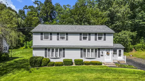 23 Clear St, Enfield, CT 06082