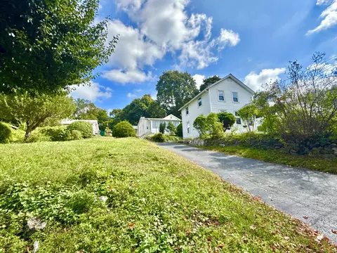 47 Liberty Ave, Danbury, CT 06810