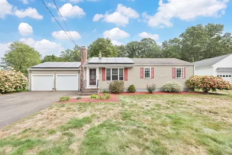53 Field Rd, Cromwell, CT 06416
