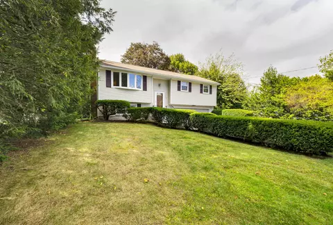 84 Goshen Ct, Bristol, CT 06010