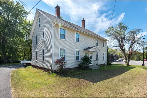 132 Main St, Somers, CT 06071