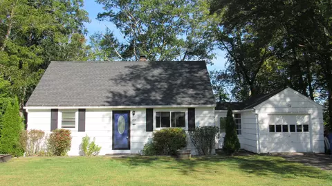 144 Morningside Dr, Torrington, CT 06790
