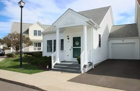45 Forest Rd #A, Milford, CT 06461