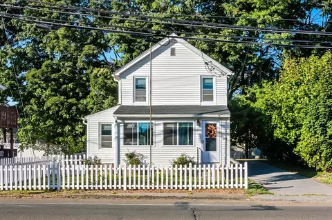 202 Main St, Branford, CT 06405
