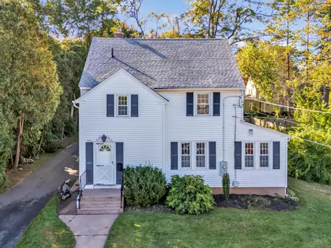254 Henry St, Manchester, CT 06042
