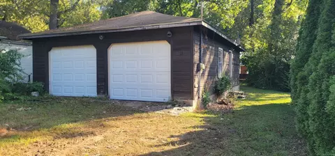 13 Overlook Ter, Plymouth, CT 06786