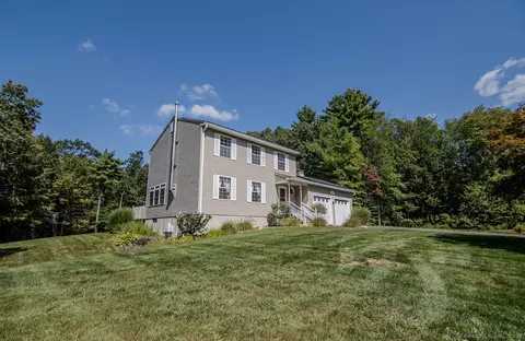 15 Windswept Dr, Woodstock, CT 06281