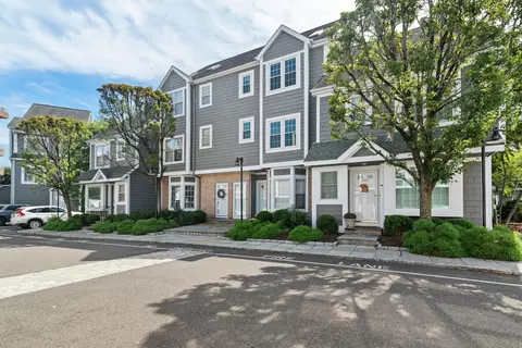 94 Southfield Ave #1403, Stamford, CT 06902