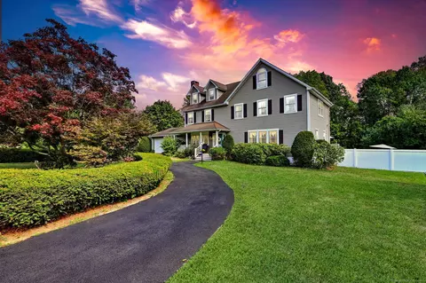 161 Herbert St, Milford, CT 06461