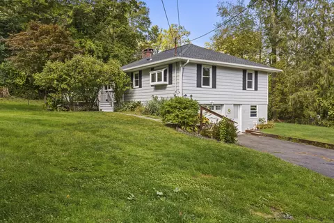 18 Milltown Rd # F, New Fairfield, CT 06812