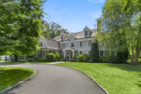 3 Bolton Ln, Westport, CT 06880