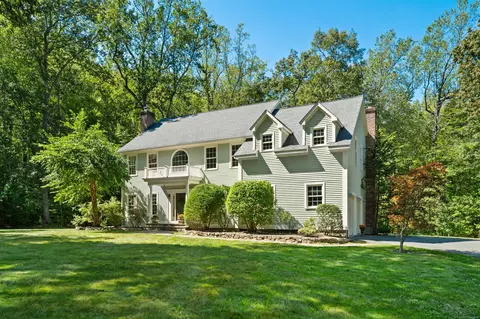 25 Samuelson Rd, Weston, CT 06883