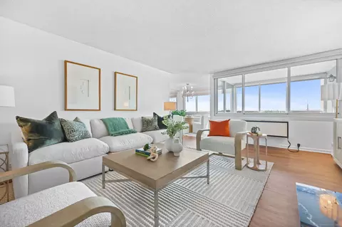 1 Strawberry Hill Ave #16B, Stamford, CT 06902