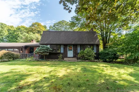 1132 Burlington Ave, Bristol, CT 06010