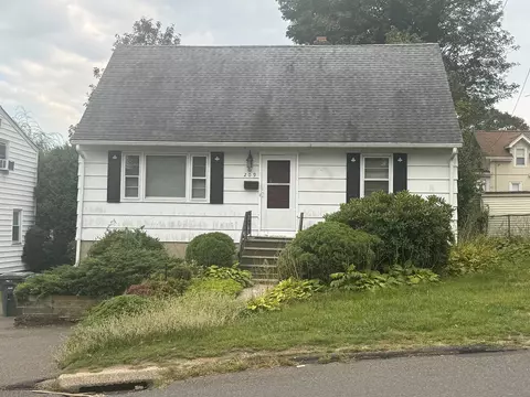 209 Old Town Rd, Bridgeport, CT 06606