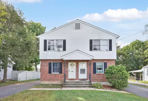 32 Dudley St, Manchester, CT 06040