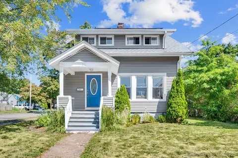 51 Francis St, East Haven, CT 06512