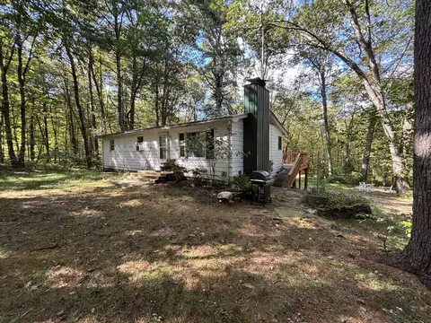 18 Navratil Rd, Willington, CT 06279