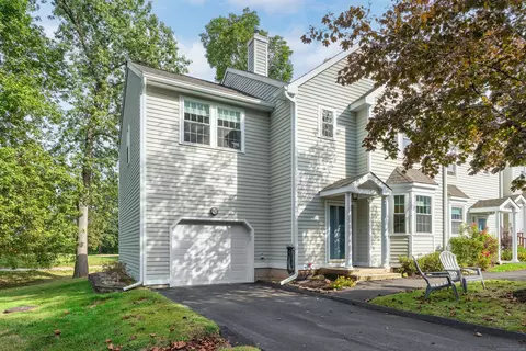 14 Saint Andrews Cir #1, Wallingford, CT 06492