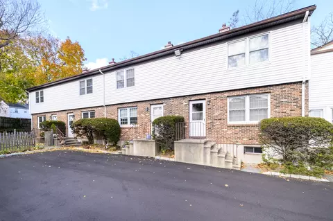 209 Seaside Ave #2, Stamford, CT 06902