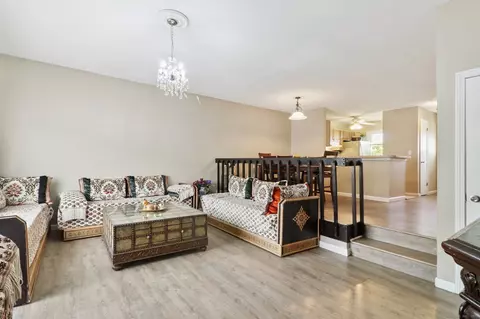 61 Meetinghouse Vlg #4, Meriden, CT 06450