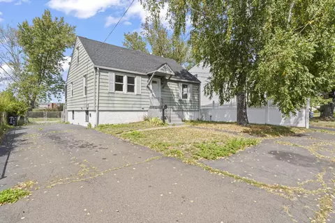 26 Vista Dr, East Haven, CT 06512