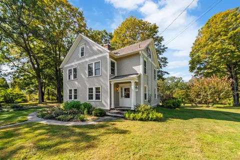 47 South St, Roxbury, CT 06783