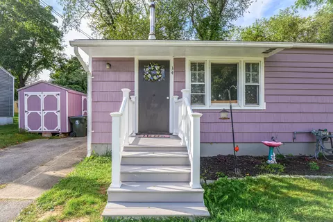 34 Great Plain Rd, Norwich, CT 06360