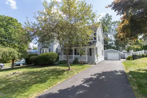 195 Lobdell Dr, Stratford, CT 06614