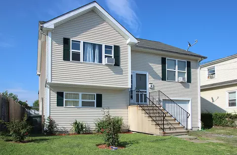 325 Jefferson St, Bridgeport, CT 06607