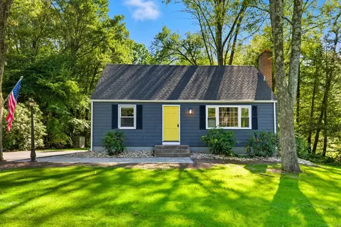20 Sweetbrier Rd, East Granby, CT 06026