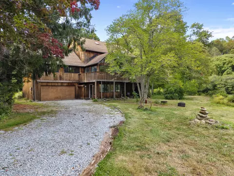 714 Durham Rd, Madison, CT 06443