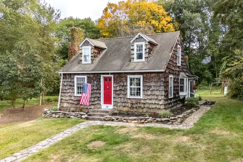 38 Aspinall Dr, Andover, CT 06232