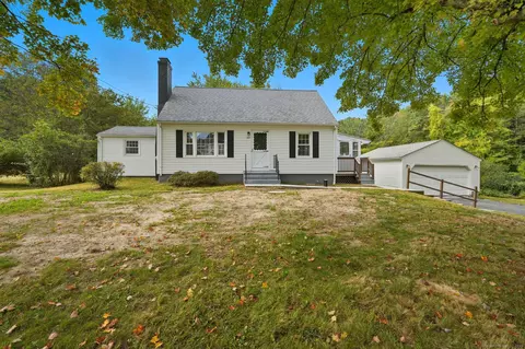 357 Hickory St, Suffield, CT 06078