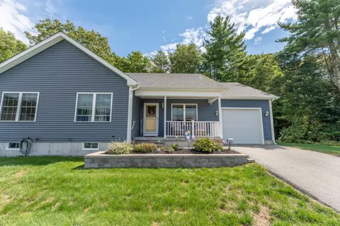 26 Hummingbird Way #26, Killingly, CT 06241