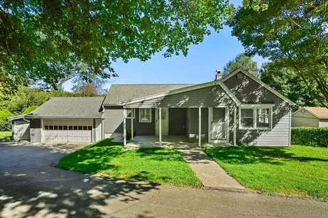 239 Lewis St, Naugatuck, CT 06770