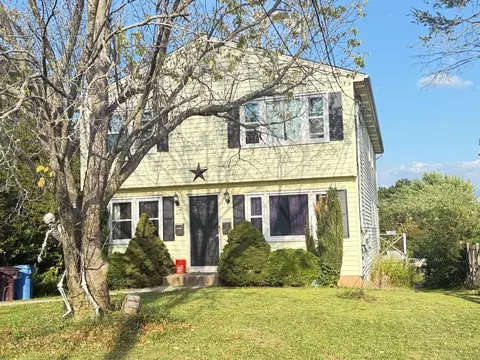 17 Pike St, New Britain, CT 06051