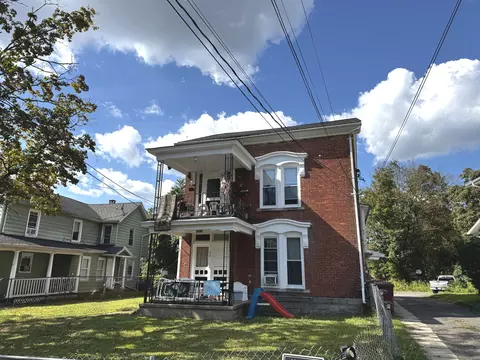 66 Oak St, Naugatuck, CT 06770