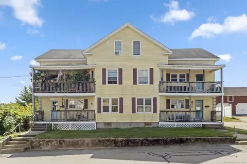 12 Battey St, Putnam, CT 06260